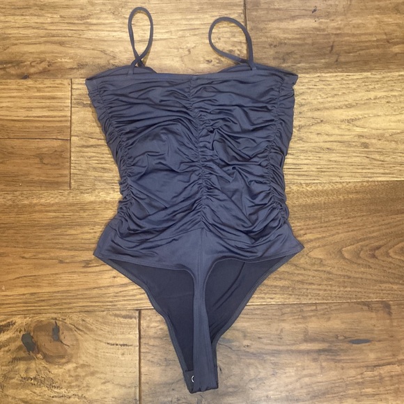 Express Body Contour Bodysuit - Picture 2 of 2